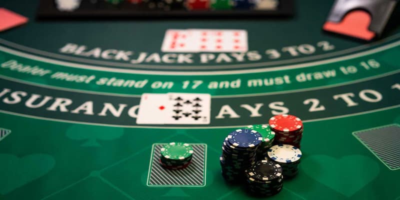 Cách chơi blackjack chủ yếu dựa vào quy tắc so điểm